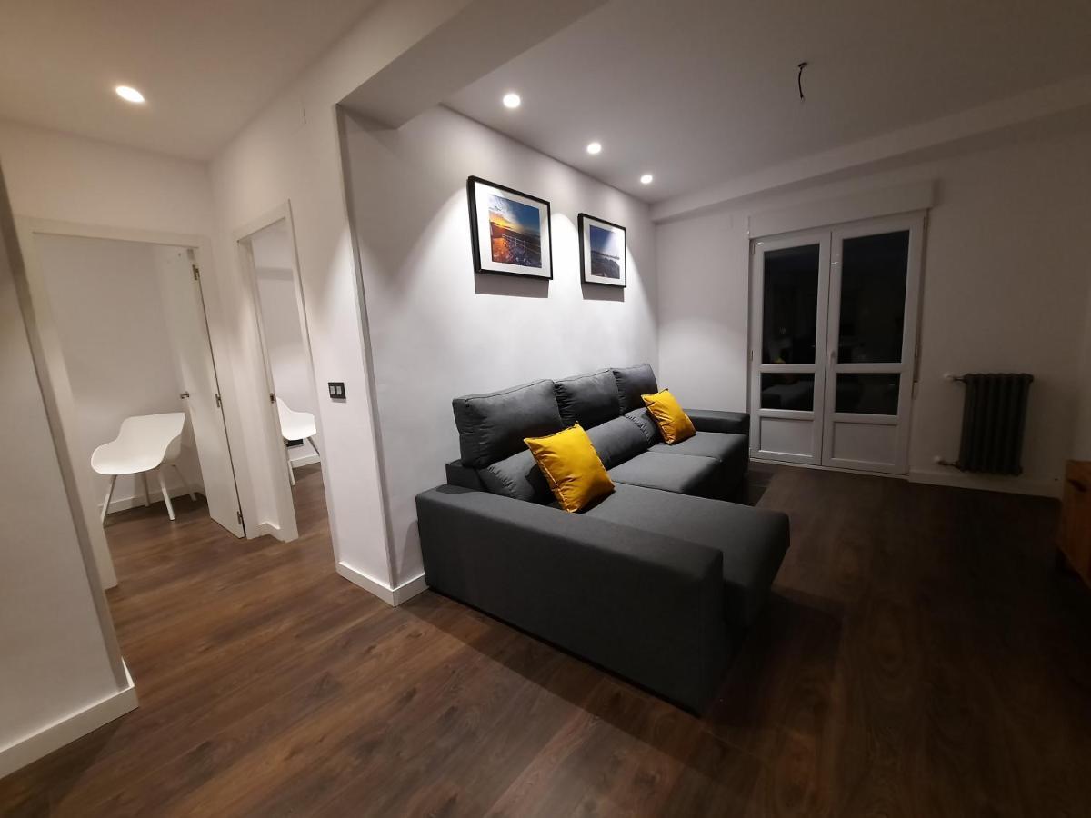 Apartamento Centro Gijon Con Wifi Gratis Y Parking Publico Proximo Incluido Eksteriør billede
