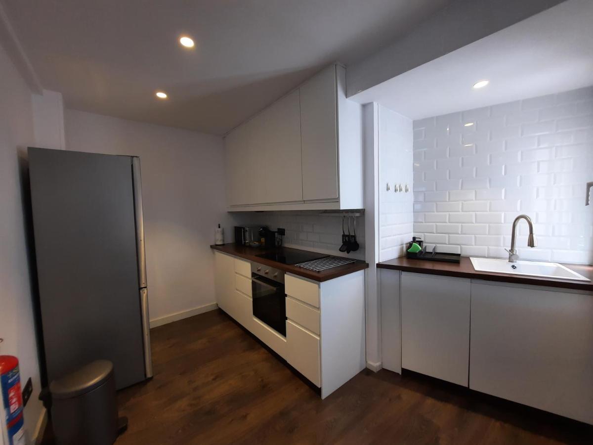 Apartamento Centro Gijon Con Wifi Gratis Y Parking Publico Proximo Incluido Eksteriør billede